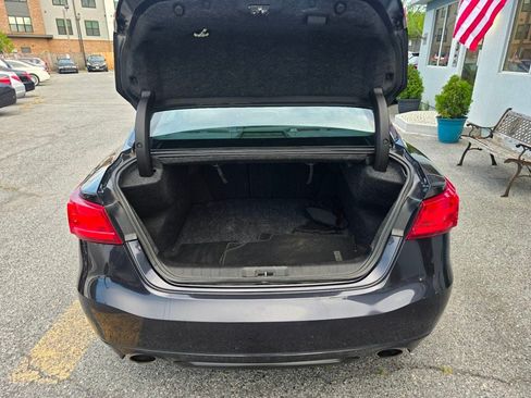 Used 2016 Nissan Maxima SR FWD image 13