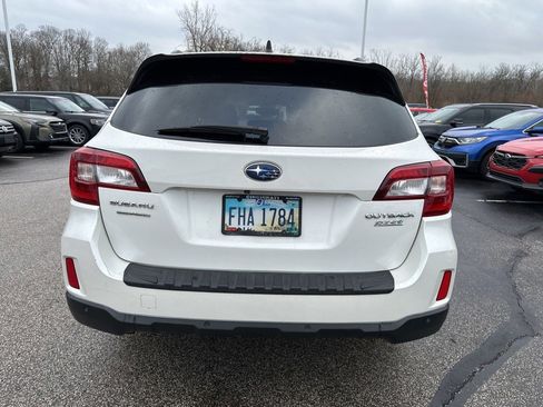 Used 2017 Subaru Outback 2.5i Touring w/ Popular Package #5A image 4