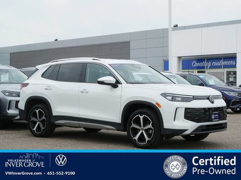 Certified 2026 Volkswagen Tiguan SE AWD/4WD image 1