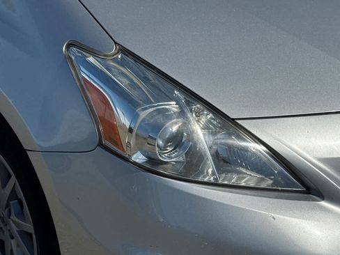 Used 2013 Toyota Prius V Two FWD image 17