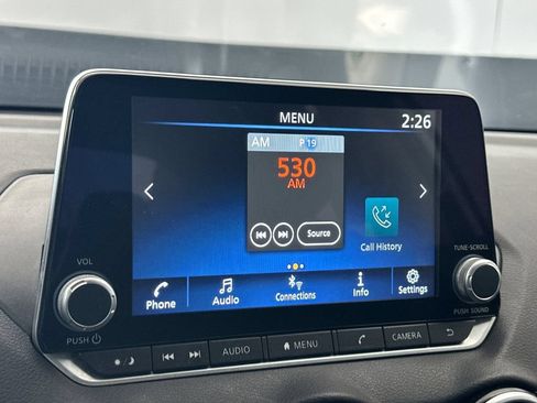 Used 2024 Nissan Sentra SV FWD image 16