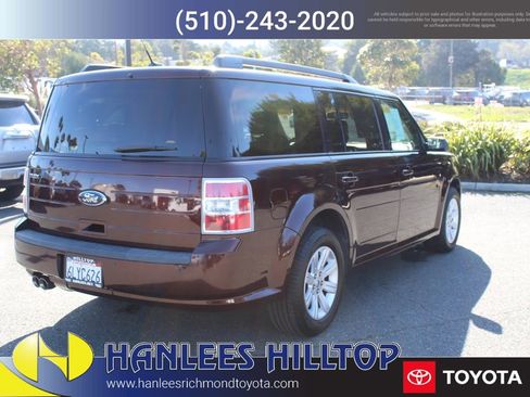 Used 2010 Ford Flex SE image 7