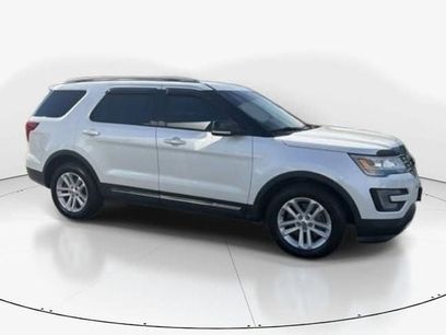 Used 2016 Ford Explorer XLT w/ Equipment Group 202A
