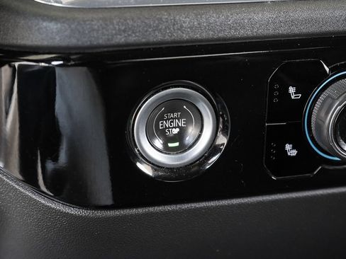 Used 2023 Chevrolet Silverado 1500 LT RWD image 29