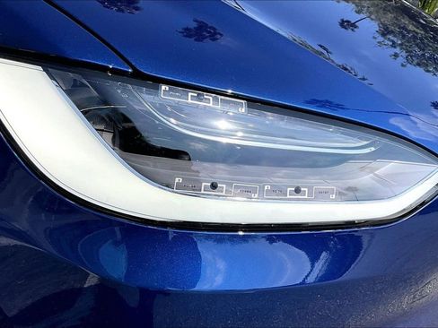 Used 2022 Tesla Model X Plaid AWD/4WD image 25
