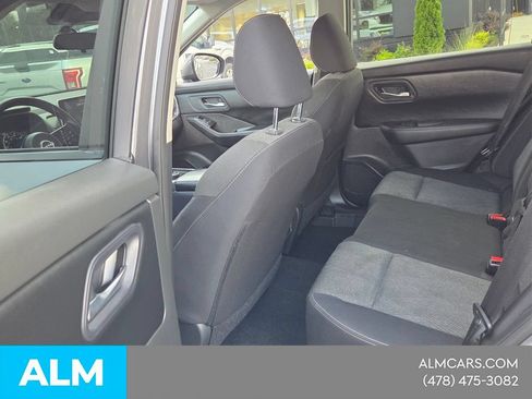 Used 2024 Nissan Rogue SV AWD/4WD image 7