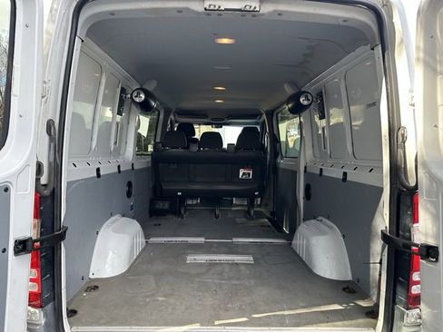 Used 2017 Freightliner Sprinter 2500 image 10