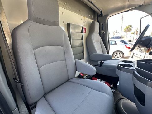 Used 2019 Ford E-350 and Econoline 350 Super Duty w/ Power Windows & Locks Group RWD image 14