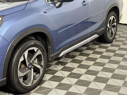 Used 2022 Subaru Forester Touring image 13