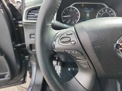 Used 2019 Nissan Murano SV w/ Premium Package AWD/4WD image 20