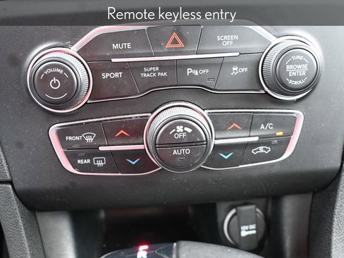 Used 2023 Dodge Charger GT image 18