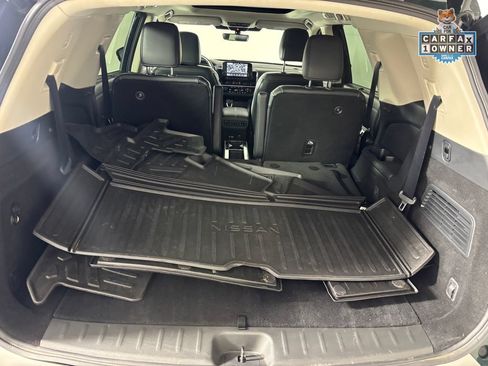 Used 2023 Nissan Pathfinder Platinum AWD/4WD image 28