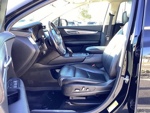 Used 2019 Cadillac XT5 Premium Luxury image 9