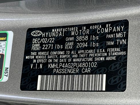 Used 2023 Hyundai Elantra Limited image 33