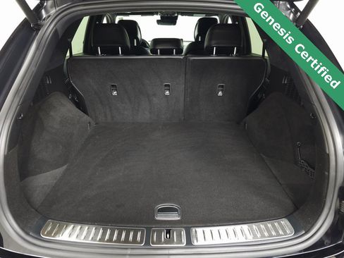 Used 2025 Genesis GV70 3.5T Sport w/ Sport Advanced Package image 9