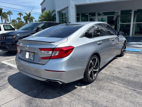 Used 2021 Honda Accord Sport image 2