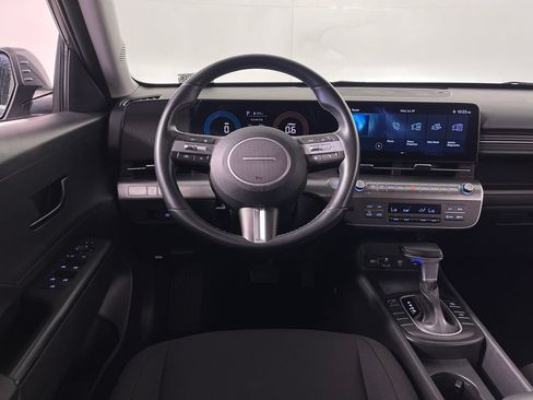 Certified 2025 Hyundai Kona SEL FWD image 15
