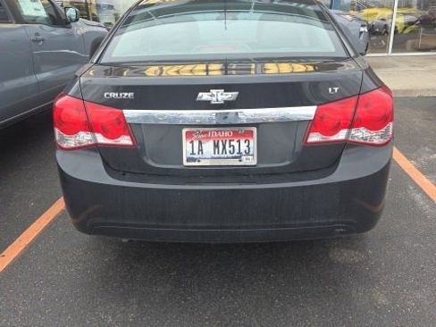 Used 2014 Chevrolet Cruze LT image 2