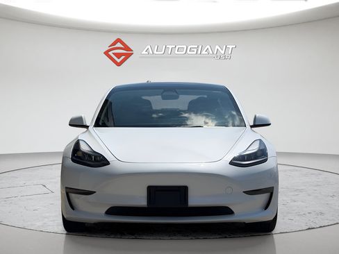 Used 2023 Tesla Model 3 Standard Range RWD image 3