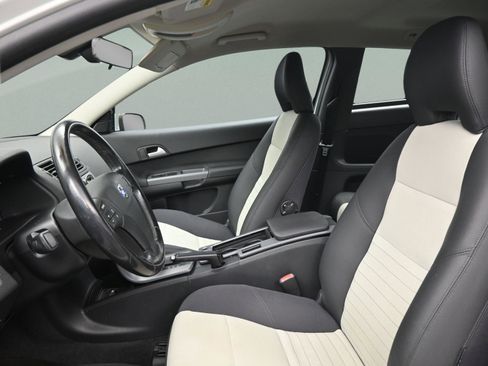 Used 2011 Volvo C30 T5 w/ Climate Pkg image 31