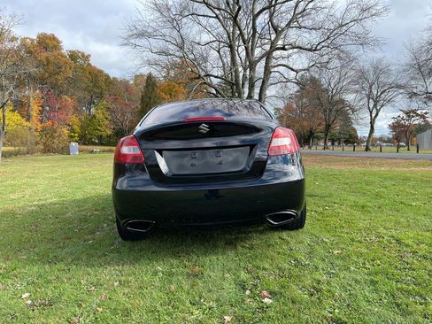 Used 2010 Suzuki Kizashi GTS image 28