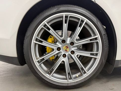 Used 2018 Porsche Panamera 4S AWD/4WD image 79