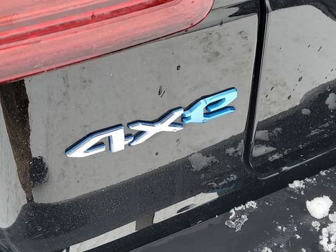 Used 2023 Jeep Wrangler Unlimited Sahara w/ Cold Weather Group image 32