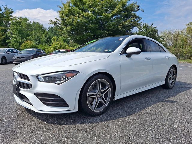 Used 2022 Mercedes-Benz CLA 250 4MATIC image 3