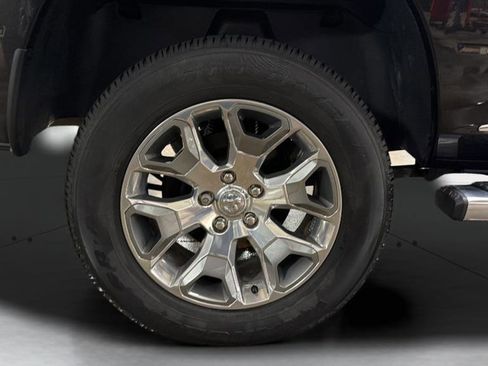 Used 2017 RAM 1500 Limited image 15