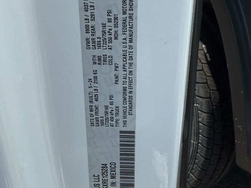 Used 2024 RAM ProMaster 2500 w/ Convenience Group FWD image 30
