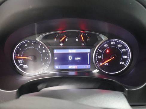 Used 2024 GMC Terrain SLT FWD image 43