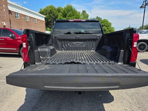 Certified 2025 Chevrolet Silverado 1500 LT RWD image 34