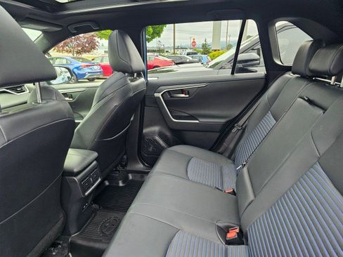 Used 2022 Toyota RAV4 XSE image 21