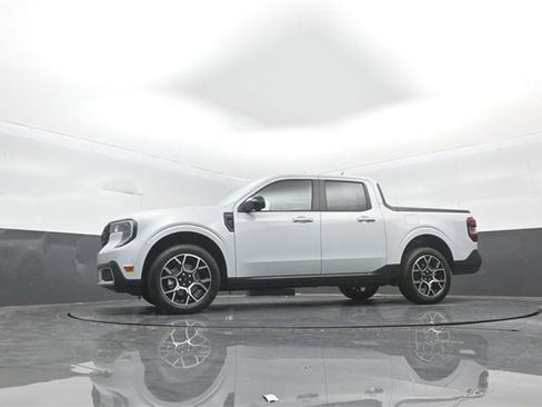 New 2025 Ford Maverick Lariat w/ 4K Tow Package image 31