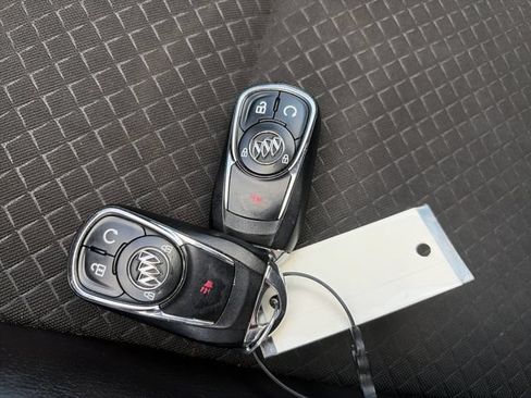 Used 2022 Buick Encore Preferred w/ Safety Package AWD/4WD image 49