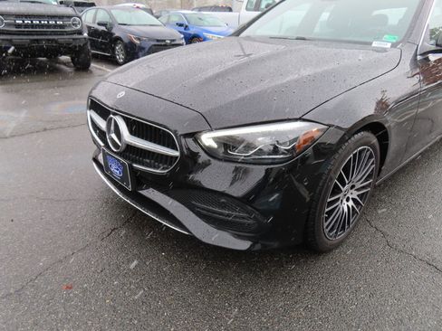 Used 2025 Mercedes-Benz C 300 4MATIC Sedan image 9