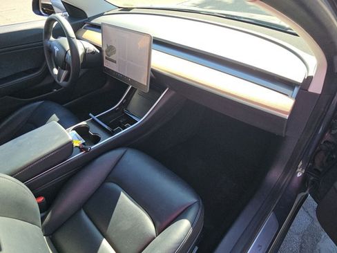 Used 2020 Tesla Model 3 Long Range AWD/4WD image 23