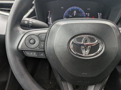 Used 2026 Toyota Corolla LE FWD image 14
