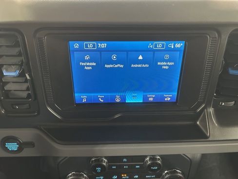 Certified 2022 Ford Bronco Black Diamond image 23