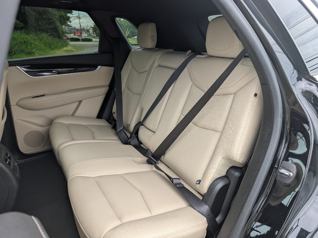 Used 2018 Cadillac XT5 AWD image 17