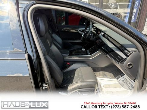 Used 2020 Audi S8 L w/ S8 Executive Package AWD/4WD image 15