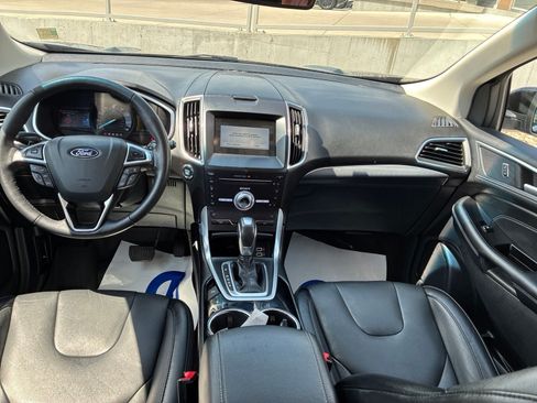Used 2018 Ford Edge Titanium AWD/4WD image 16