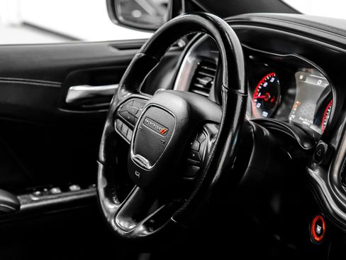 Used 2020 Dodge Charger R/T w/ Plus Group RWD image 19