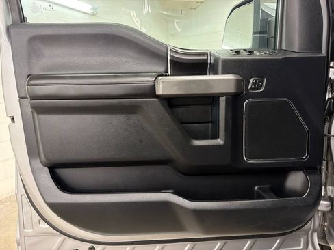 Used 2020 Ford F150 Platinum w/ Equipment Group 701A Luxury AWD/4WD image 16