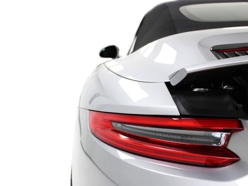 Used 2017 Porsche 911 Carrera image 16