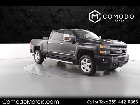 Used 2018 Chevrolet Silverado 2500 LTZ image 1