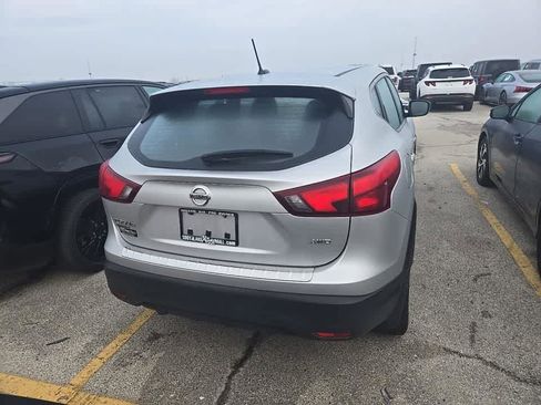 Used 2018 Nissan Rogue Sport S w/ S Appearance Package image 6