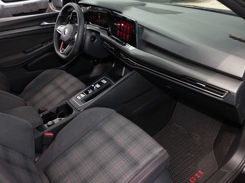 Used 2022 Volkswagen GTI SE FWD image 21