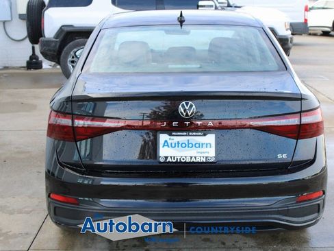 New 2026 Volkswagen Jetta SE FWD image 5