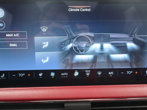 Used 2025 Lincoln Corsair Reserve AWD/4WD image 22